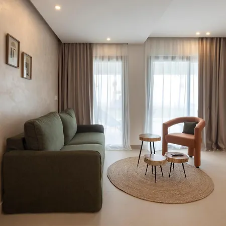Hills & By Brown Hotel Pafos