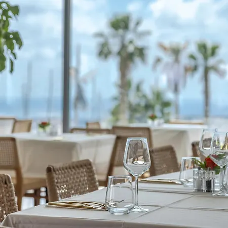 Hills & By Brown 4* Pafos